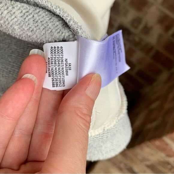 The North Face Jacket M - Picture 9 of 11